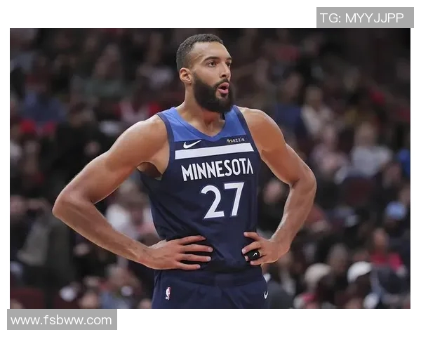 2017年NBA季后赛首战勇士对决骑士精彩回顾与赛后分析